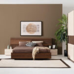 Luxuriöses Braunes Schlafzimmerset Mit Bett Und Nachttisch Inside Braunes Schlafzimmer