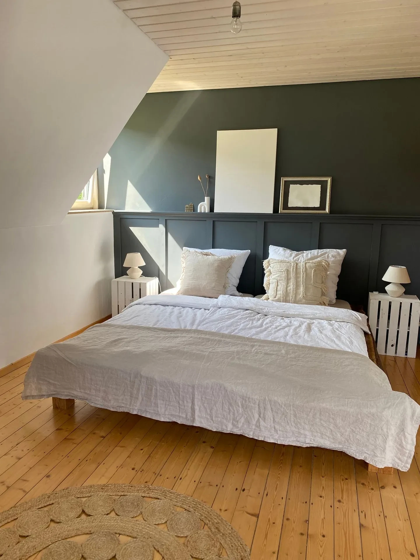 Wandgestaltung Schlafzimmer: Ideen &amp; Die Richtige Farbwahl! for Ideen Schlafzimmer Streichen