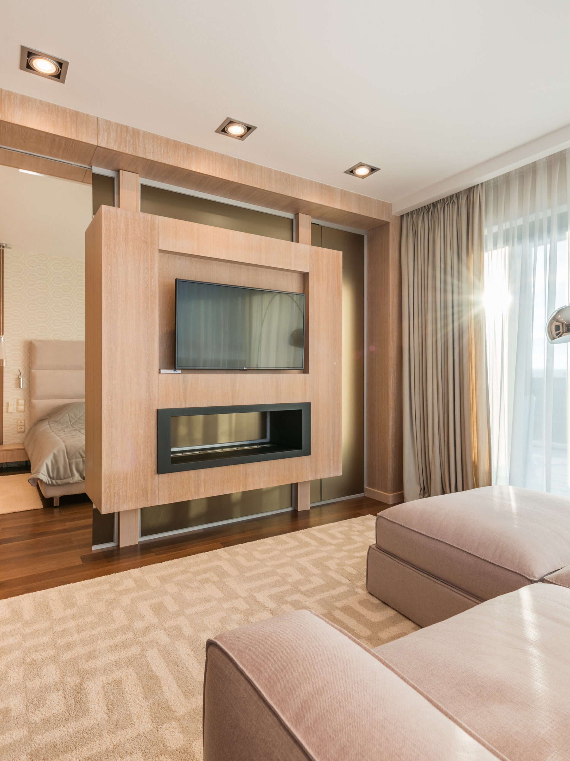 Wohn- &amp; Schlafzimmer In Einem Raum Einrichten | Porta Ratgeber intended for Wohn Und Schlafzimmer In Einem Raum Mit Trennwand