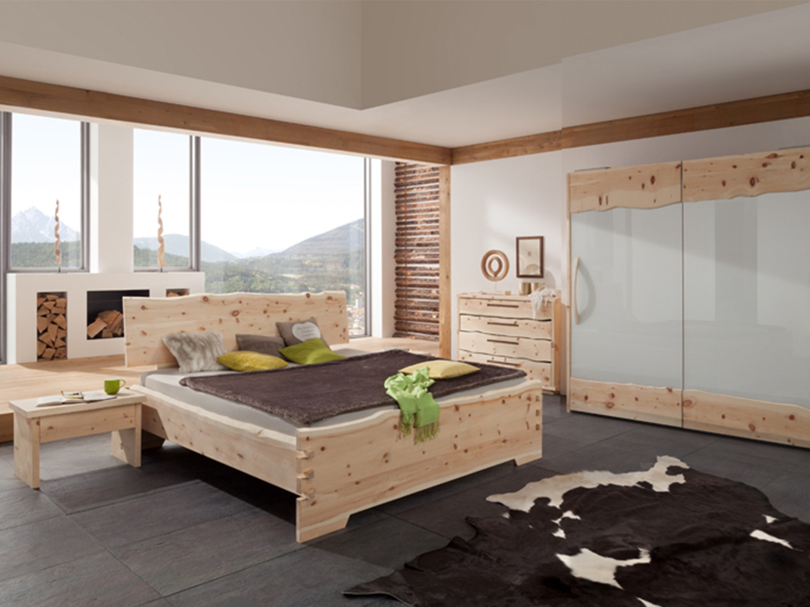 Zirm'Stuam Large with Zirbenholz Schlafzimmer Komplett